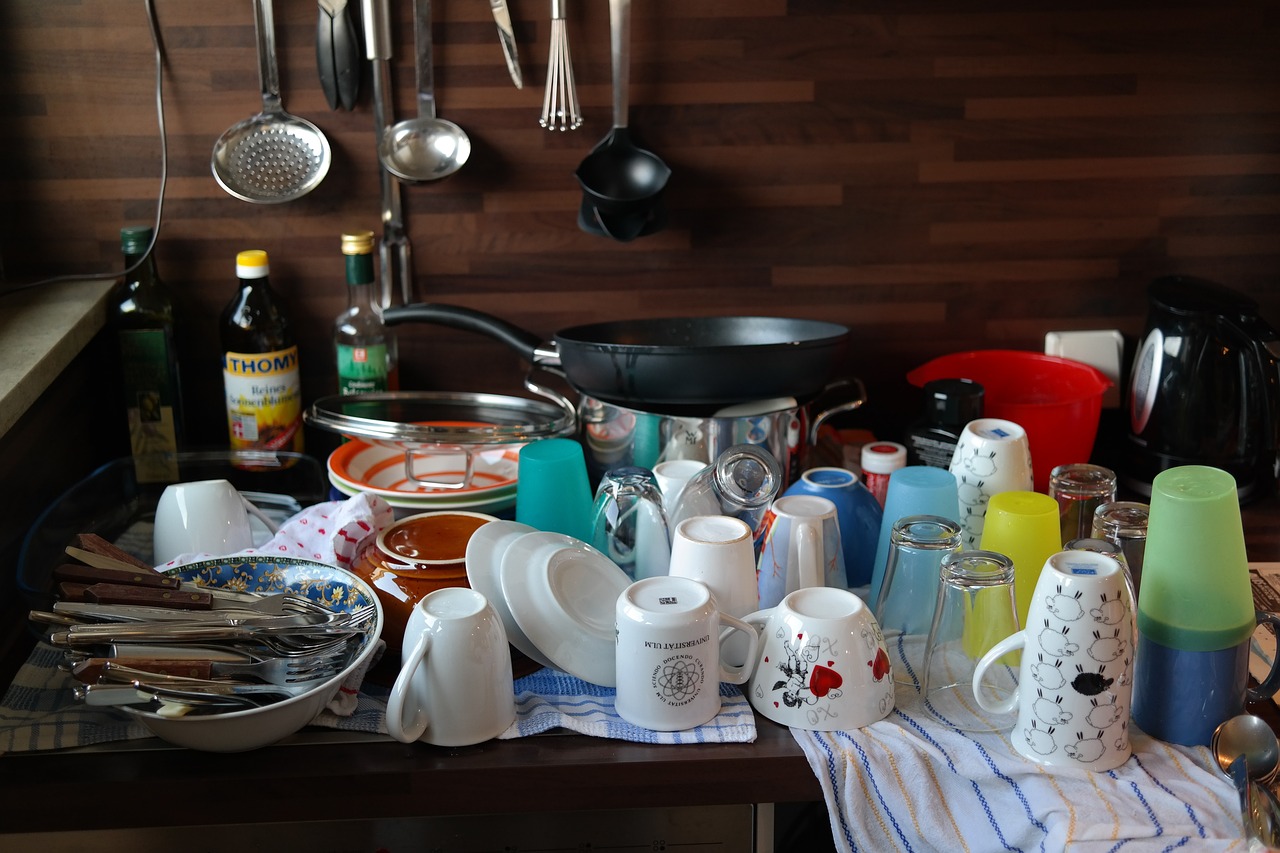 The best way to wash dishes